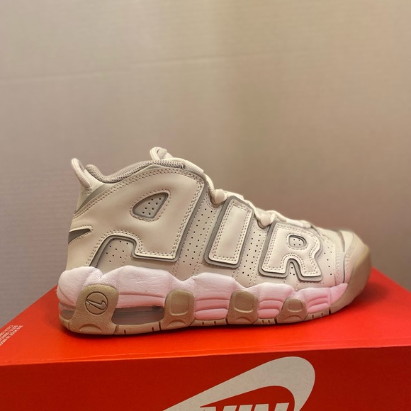 NIKE AIR MORE UPTEMPO (GS) - Picture 4 of 12